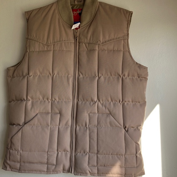 “Rodeo Clothing CO. Down Vest - Picture 3 of 5